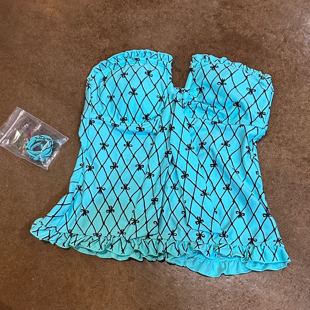 🌻🌻Betsey Johnson Turquoise Strapless Swim top -Small